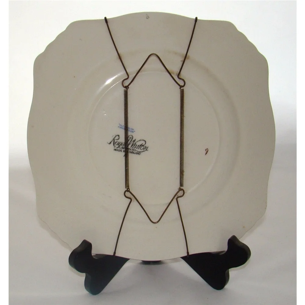 Vintage 1940's Royal Winton Grimwades England Old English Manor House Plate